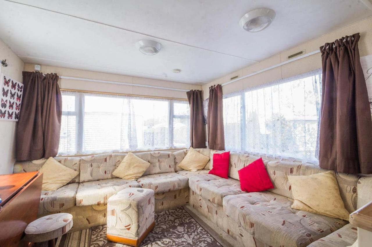 Great 8 Berth Caravan For Hire At Southview Holiday Park In Skegness Ref 33025E Eksteriør bilde