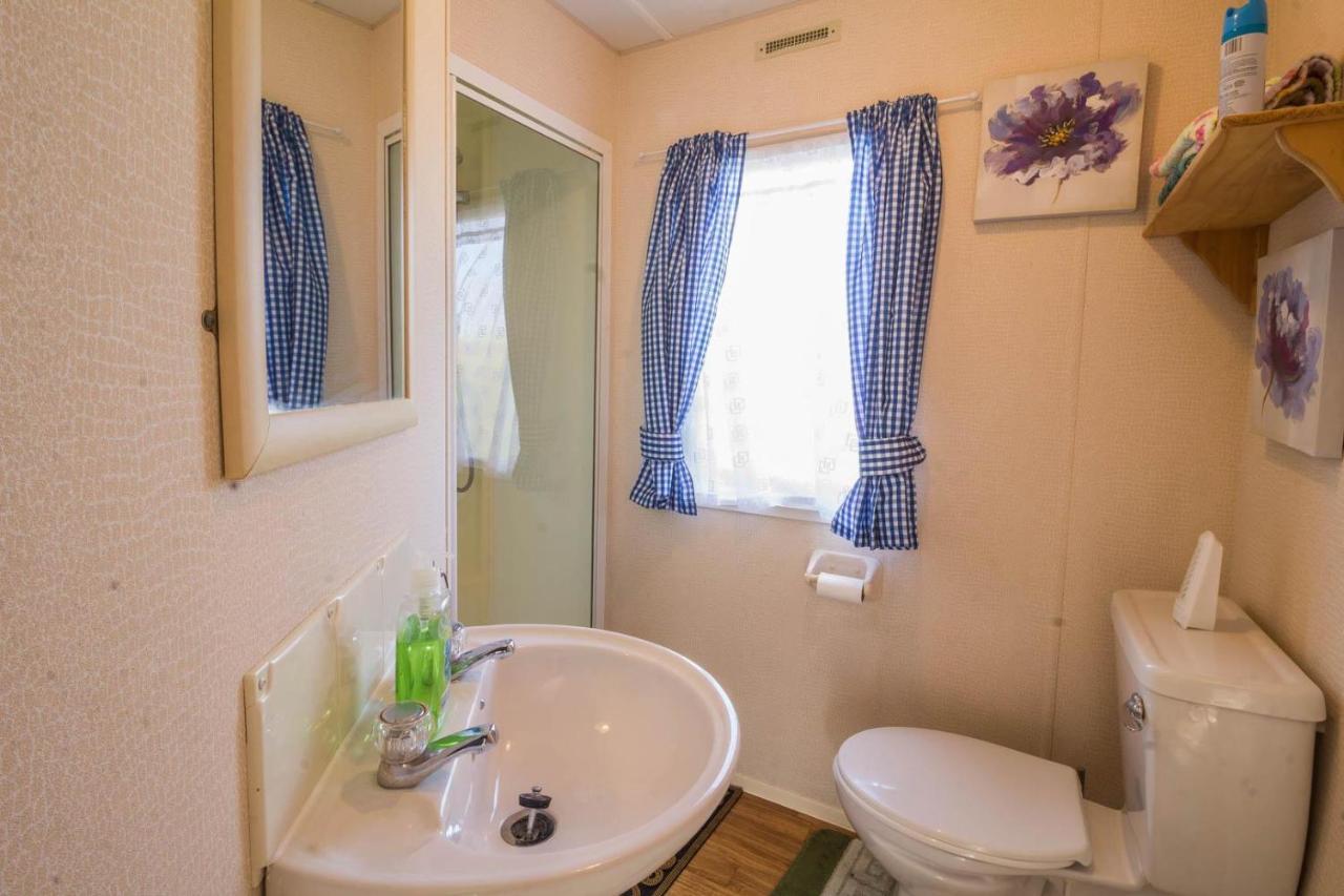 Great 8 Berth Caravan For Hire At Southview Holiday Park In Skegness Ref 33025E Eksteriør bilde